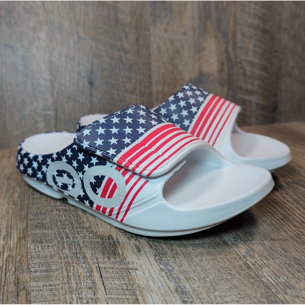 OOFOS OOahh Sport Flex Recovery Sandals Red White Blue Flag Slide Womens Size 7
